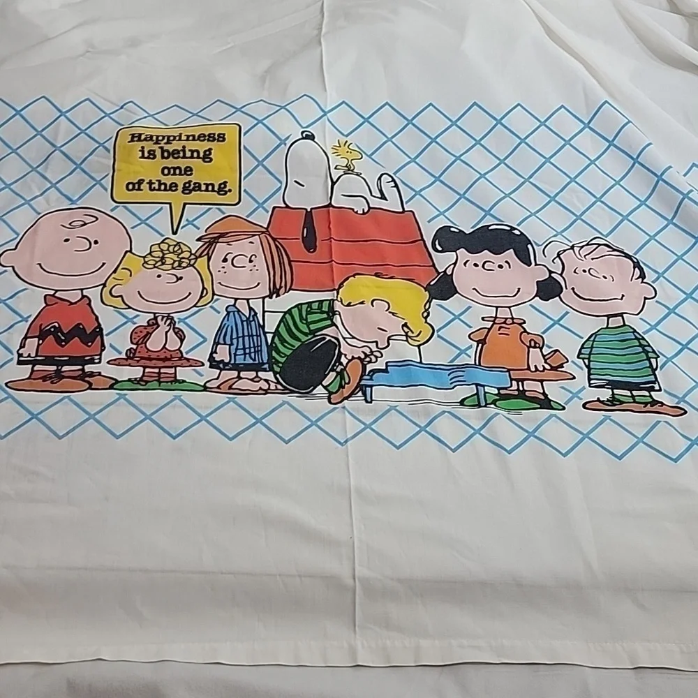 Vintage 1970s Peanuts Snoopy Gang Twin No Iron Muslin Made in the USA Flat Sheet